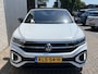 Volkswagen T-Roc 1.5 TSI R-Line / AUTOMAAT/ BLACK STYLE/ CAMERA/ PARK. SENSOREN/ IQ. LIGHT/ APP CONNECT/ ADAPT. CRUISE/ NAVI/ AIRCO/ DAB/ CLIMA/ RIJ-MODI/ 18'' LMV