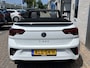 Volkswagen T-Roc 1.5 TSI R-Line / AUTOMAAT/ BLACK STYLE/ CAMERA/ PARK. SENSOREN/ IQ. LIGHT/ APP CONNECT/ ADAPT. CRUISE/ NAVI/ AIRCO/ DAB/ CLIMA/ RIJ-MODI/ 18'' LMV
