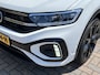 Volkswagen T-Roc 1.5 TSI R-Line / AUTOMAAT/ BLACK STYLE/ CAMERA/ PARK. SENSOREN/ IQ. LIGHT/ APP CONNECT/ ADAPT. CRUISE/ NAVI/ AIRCO/ DAB/ CLIMA/ RIJ-MODI/ 18'' LMV