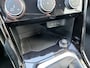 Volkswagen T-Roc 1.5 TSI R-Line / AUTOMAAT/ BLACK STYLE/ CAMERA/ PARK. SENSOREN/ IQ. LIGHT/ APP CONNECT/ ADAPT. CRUISE/ NAVI/ AIRCO/ DAB/ CLIMA/ RIJ-MODI/ 18'' LMV