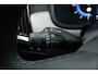 Volvo S90 2.0 T8 AWD Plus Dark | Luchtvering | Pano | Blis | ACC | Elek. stoel+mem. | Stuur- & 4x stoelverw. | H&K | 20" |