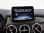 Mercedes-Benz B-klasse 180 Business Solution AMG | Panoramadak | Stoelverwarming | LED koplampen | Navigatie |