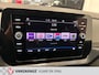 Volkswagen T-Cross 1.0 TSI Life Edition hoge zit Automaat-Carplay navigatie-Camera en paerkeersensoren usb c aansluiting.