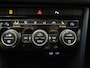 Volkswagen T-Roc 1.5 TSI 150PK R-Line | NAVIGATIE | BEATS AUDIO | STOELVERWARMING | CAMERA