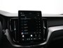 Volvo XC60 T6 Recharge AWD Plus Black Edition | Facelift | Nappa Leder | Head-Up | 360° | Harman/Kardon | Panoramadak | Trekhaak | Stoelventilatie | Adaptive Cruise | BLIS