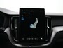Volvo XC60 T6 Recharge AWD Plus Black Edition | Facelift | Nappa Leder | Head-Up | 360° | Harman/Kardon | Panoramadak | Trekhaak | Stoelventilatie | Adaptive Cruise | BLIS