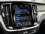 Volvo V60 T8 Plug-in AWD Plus Dark|Long|Pano|H&K|19"|Camera