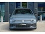 Volkswagen Golf GTI 2.0 TSI Clubsport 300pk Panoramadak IQ light Camera 19" LMV