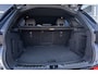 Land Rover Discovery Sport P300e 1.5 R-Dynamic SE | Trekhaak | Meridian audio | Camera | Cruise adaptief | Leder | Elec.stoel geheugen | Dodehoek detectie | Voorstoelen verwarmd | Apple Carplay/Android Auto | Achteruitrijcamera | Apple Carplay/Android Auto|telefoonintegratie premium | Cruise control adaptief