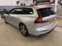 Volvo V60 2.0 B3 Momentum Advantage Goed Lezen! Niet voor particulieren!! Alleen voor een RWD erkend bedrijf Heeft oliepomp modificatie nodig