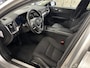 Volvo V60 2.0 B3 Momentum Advantage Goed Lezen! Niet voor particulieren!! Alleen voor een RWD erkend bedrijf Heeft oliepomp modificatie nodig