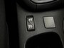 Renault Clio 1.2 Night & Day Navi, Cruise control, Keyless start, Radio, Mistlamp, Airco