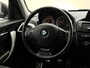 BMW 1-Serie 116d Business+ Clima, Navi, Parkeersensoren, Keyless start, Cruise control, Keyless start, A start stop, Lichtmetalen velgen