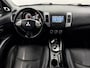 Mitsubishi Outlander 2.4 Instyle 7P Schuifdak, Leder, Navi, Parkeersensoren, elektrische verstelbare stoelen, Airco, Lichtmetalen velgen, Trekhaak