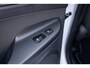Hyundai Kona Electric EV Premium 64 kWh | Schuifdak | Camera | Cruise adaptief | Head-up | Stoel ventilatie+verwarming | Full optie! | Achteruitrijcamera | Apple Carplay/Android Auto|telefoonintegratie premium | Audio installatie premium