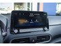 Hyundai Kona Electric EV Premium 64 kWh | Schuifdak | Camera | Cruise adaptief | Head-up | Stoel ventilatie+verwarming | Full optie! | Achteruitrijcamera | Apple Carplay/Android Auto|telefoonintegratie premium | Audio installatie premium