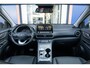 Hyundai Kona Electric EV Premium 64 kWh | Schuifdak | Camera | Cruise adaptief | Head-up | Stoel ventilatie+verwarming | Full optie! | Achteruitrijcamera | Apple Carplay/Android Auto|telefoonintegratie premium | Audio installatie premium