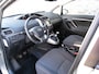 Toyota Verso 1.8 VVT-i Aspiration - 2e eig! - Stoelverwarming - Navigatie -