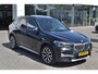 BMW X1 2.0 192 pk Autom. | Panoramdak | Trekhaak 1800kg | Leer | Head Up | Achteruitrijcamera | sDrive20i VDL Nedcar Edition Dealer onderhouden.