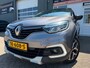 Renault Captur 0.9 TCe Intens met parkeersensoren en navigatie en bluetooth telefoon / media en airco en cruise controle