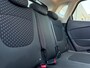 Renault Captur 0.9 TCe Intens met parkeersensoren en navigatie en bluetooth telefoon / media en airco en cruise controle