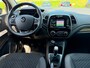 Renault Captur 0.9 TCe Intens met parkeersensoren en navigatie en bluetooth telefoon / media en airco en cruise controle