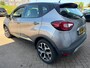 Renault Captur 0.9 TCe Intens met parkeersensoren en navigatie en bluetooth telefoon / media en airco en cruise controle