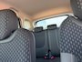 Renault Captur 0.9 TCe Intens met parkeersensoren en navigatie en bluetooth telefoon / media en airco en cruise controle