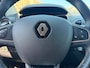 Renault Captur 0.9 TCe Intens met parkeersensoren en navigatie en bluetooth telefoon / media en airco en cruise controle