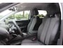 Peugeot 3008 1.2 PureTech Blue Lease Premium / 53.018 km / Trekhaak / Camera / Navigatie / Keyless / 19'' / Dodehoek / CarPlay / DAB / Cruise Control / LED Koplampen