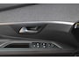 Peugeot 3008 1.2 PureTech Blue Lease Premium / 53.018 km / Trekhaak / Camera / Navigatie / Keyless / 19'' / Dodehoek / CarPlay / DAB / Cruise Control / LED Koplampen