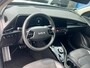 Kia Niro EV ExecutiveLine 64.8 kWh Full Option, trekhaak afn. Pearl white