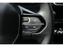 Peugeot e-2008 EV 156PK 54KWH ALLURE AUTOMAAT CAMERA V+A / 17"LMV / KEYLESS / 8 JAAR GARANTIE / FULL-LED / / NAVI / CLIMA / PDC / ADAPT. CRUISECONTROL / 2E EIGENAAR / SCHITTERENDE STAAT !!