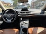Lexus CT 200h Executive | Leer, Trekhaak, 17 inch, Navigatie, Parkeersensoren, Camera, Licht + Regensensor
