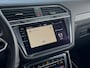 Volkswagen Tiguan Allspace 1.5 TSI AUT7 2X R-LINE + 7PERS PANODAK NAVI CAMERA DIGI-DASH APPLE-CARPLAY HEAD-UP LED LMV PDC