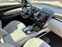 Hyundai Tucson 1.6 T-GDI PHEV Premium Sky 4WD Automaat | ECC | Navigatie | Camera | Winterpakket | Panorama dak | Leder | Trekhaak | Zeer Kompleet