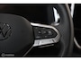 Volkswagen T-Roc 1.5 eTsi R-Line - Trekhaak Afneembaar- Camera - Navi- Stoelverwarming