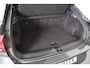 Volkswagen T-Roc 1.5 eTsi R-Line - Trekhaak Afneembaar- Camera - Navi- Stoelverwarming