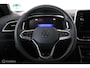 Volkswagen T-Roc 1.5 eTsi R-Line - Trekhaak Afneembaar- Camera - Navi- Stoelverwarming