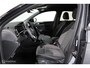Volkswagen T-Roc 1.5 eTsi R-Line - Trekhaak Afneembaar- Camera - Navi- Stoelverwarming