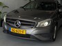 Mercedes-Benz A-klasse 180 Ambition/AMG pakket/automaat/nap/1e EIG/goede onderhoud/1jaar apk/navi/pano/volle opties.