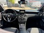 Mercedes-Benz A-klasse 180 Ambition/AMG pakket/automaat/nap/1e EIG/goede onderhoud/1jaar apk/navi/pano/volle opties.
