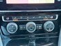 Volkswagen Golf 1.5 TSI Highline Business R Virtual/AppleCarPlay
