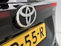 Toyota Yaris Cross 1.5 Hybrid 115 Dynamic Comfort Pack | BTW voertuig | Dodehoek detectie | Stuur+stoelverwarming | Parkeersensoren voor+Achter | Draadloze telefoonlader | Apple CarPlay/Android Auto | Cruise Control Adaptive | Achteruitrijcamera SL 91