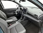 Toyota Yaris Cross 1.5 Hybrid 115 Dynamic Comfort Pack | BTW voertuig | Dodehoek detectie | Stuur+stoelverwarming | Parkeersensoren voor+Achter | Draadloze telefoonlader | Apple CarPlay/Android Auto | Cruise Control Adaptive | Achteruitrijcamera SL 91