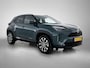 Toyota Yaris Cross 1.5 Hybrid 115 Dynamic Comfort Pack | BTW voertuig | Dodehoek detectie | Stuur+stoelverwarming | Parkeersensoren voor+Achter | Draadloze telefoonlader | Apple CarPlay/Android Auto | Cruise Control Adaptive | Achteruitrijcamera SL 91