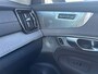 Volvo XC90 2.0 T8 Plug-in hybrid AWD Ultra Dark FACELIFT 455pk HU Luchtvering / Massage Stoelen / Bowers-Wilkins
