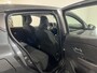 Dacia Sandero 90PK TCe Comfort | Trekhaak | Navi | Camera | Climate Control | Armsteun | Apple CarPlay/Android Auto | Cruise Control | Elektrische Ramen & Spiegels | LED koplampen |