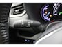 Toyota RAV4 2.5 Hybrid AWD | Stuur en stoelverwarming | Electrische achterklep | Trekhaak | 1650 Trekgewicht |