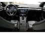 Volkswagen Arteon Shooting Brake 2.0 TSI R-Line * Kuipstoelen - Pano - 360° Cam - Harman Kardon - Keyless - 20" - Standkachel *